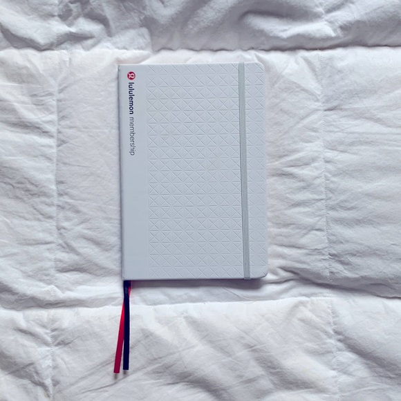 Lululemon Membership journal (dotted)